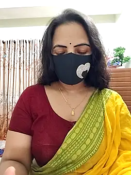 Snapshot of Payel-Sen chatting on 11/21/25, 11:53 Payel-Sen online show from 11/21/25, 11:53