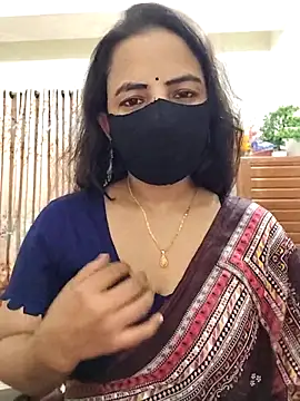 Snapshot of Payel-Sen chatting on 11/22/25, 08:41 Payel-Sen online show from 11/22/25, 08:41