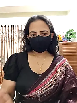 Snapshot of Payel-Sen chatting on 11/23/25, 05:35 Payel-Sen online show from 11/23/25, 05:35