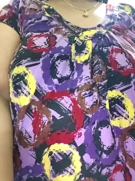 Snapshot of Payel-Sen chatting on 11/28/25, 01:58 Payel-Sen online show from 11/28/25, 01:58