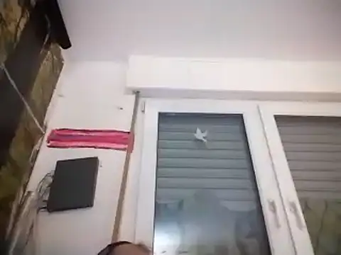 Snapshot of BongChannel chatting on 01/08/25, 06:20 BongChannel online show from 01/08/25, 06:20