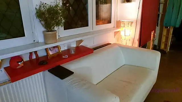 Snapshot of BongChannel chatting on 02/02/25, 05:59 BongChannel online show from 02/02/25, 05:59