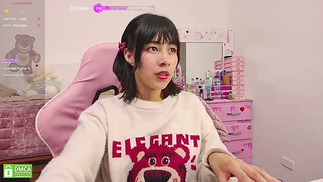 Snapshot of Ayumi_tanaka chatting on 12/11/24, 10:27 Ayumi tanaka online show from 12/11/24, 10:27