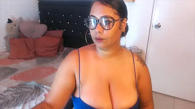 ebony Exotica online show from 12/10/24, 08:05