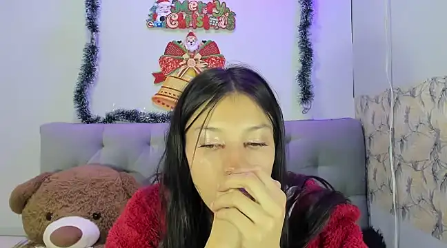 Emma-Wilson online show from 12/21/24, 04:41