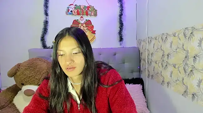 Emma-Wilson online show from 12/24/24, 03:49