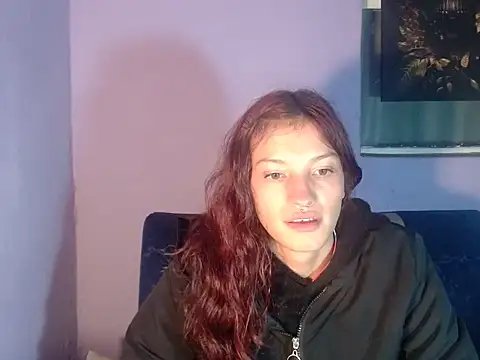 Emma-Wilson online show from 07/18/26, 08:18