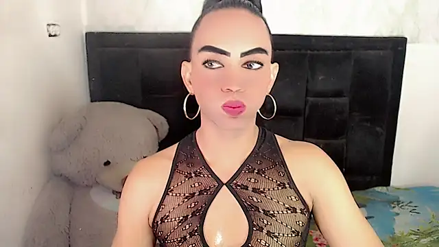 Snapshot of Michell_Queen chatting on 11/16/25, 07:47 Michell Queen online show from 11/16/25, 07:47