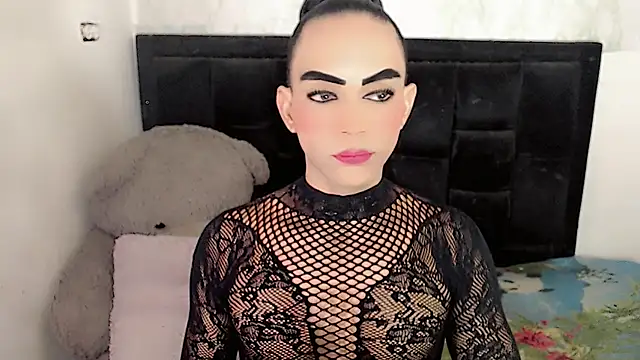 Snapshot of Michell_Queen chatting on 11/26/25, 05:08 Michell Queen online show from 11/26/25, 05:08