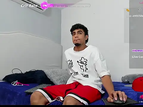 Snapshot of dominic_brandd23 chatting on 11/08/25, 10:48 dominic brandd23 online show from 11/08/25, 10:48