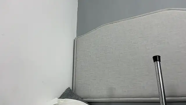 Snapshot of dominic_brandd23 chatting on 11/14/25, 07:18 dominic brandd23 online show from 11/14/25, 07:18