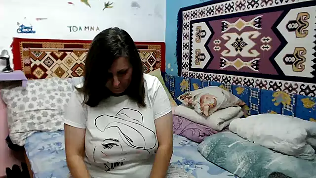 AdelineBlueEyes online show from 10/07/25, 11:18