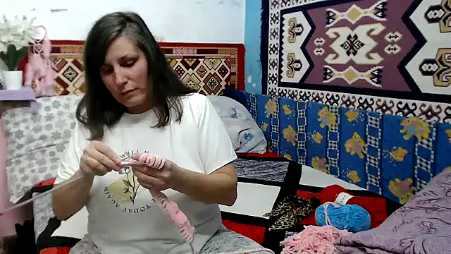 AdelineBlueEyes online show from 10/20/25, 11:10