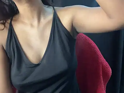 Sexy trisha  7 online show from 12/30/24, 12:43