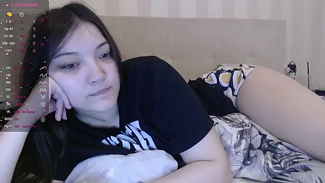 AlisaDevis online show from 07/12/26, 06:04