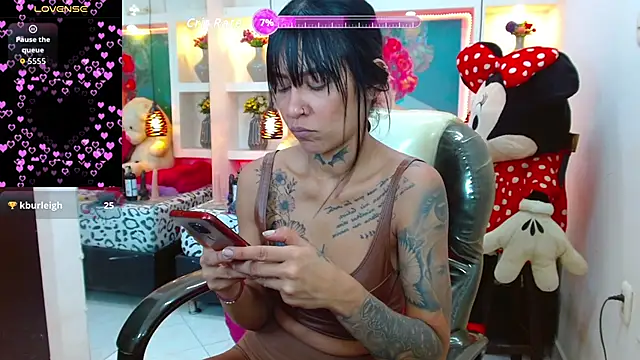 Snapshot of lorenapinto chatting on 09/18/25, 01:40 lorenapinto online show from 09/18/25, 01:40