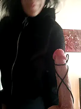 freyamoret online show from 12/04/24, 12:58