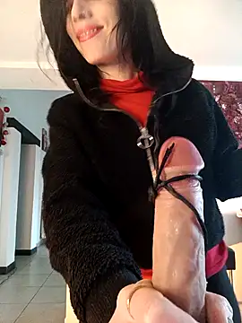 freyamoret online show from 12/18/24, 02:06
