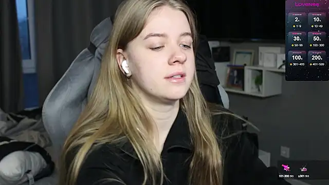 candy maggie online show from 12/03/24, 12:59