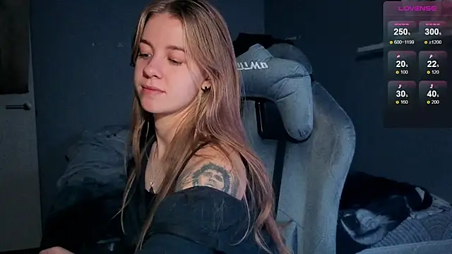 candy maggie online show from 11/04/25, 06:07