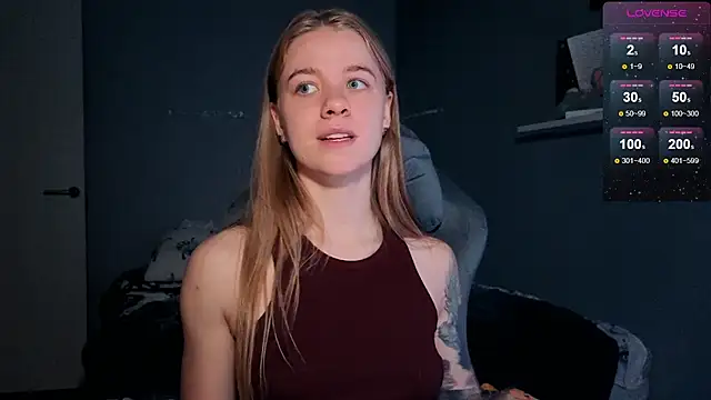 candy maggie online show from 11/10/25, 05:23