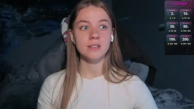 candy maggie online show from 11/25/25, 05:57