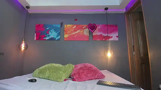 Snapshot of summer_lee_ chatting on 12/28/24, 09:30 summer lee online show from 12/28/24, 09:30