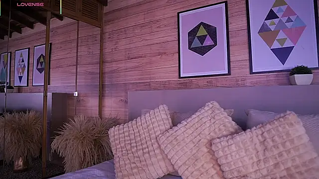 Snapshot of AmmyScott chatting on 12/04/25, 08:06 AmmyScott online show from 12/04/25, 08:06