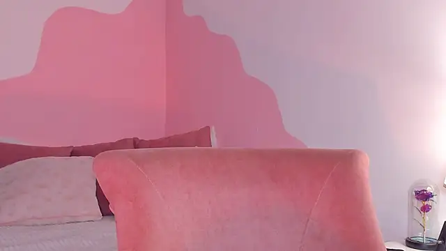 DaraBeckett online show from 12/03/25, 12:40