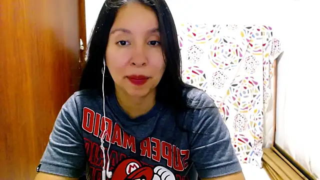 Snapshot of emely_sexx20 chatting on 02/27/25, 11:15 emely sexx20 online show from 02/27/25, 11:15