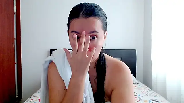 emely sexx20 online show from 10/07/25, 02:14