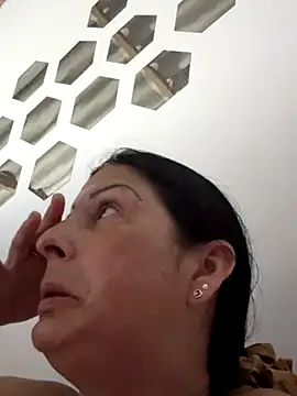 Angelicvill online show from 10/28/25, 10:08