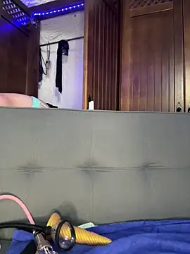 selenaluvv online show from 06/10/26, 03:22