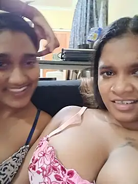 Indianqueen03 online show from 06/25/26, 06:23