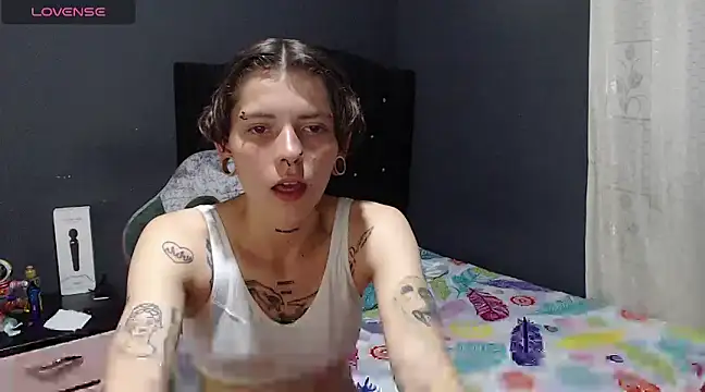 pretty cristal69 online show from 12/04/24, 12:30