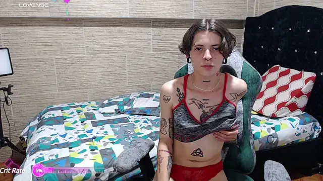 pretty cristal69 online show from 12/17/24, 02:12