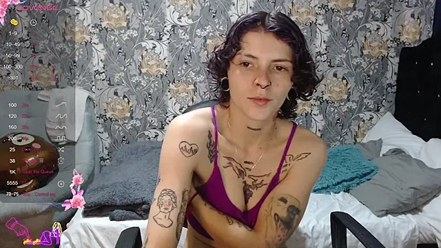 pretty cristal69 online show from 06/07/26, 05:27
