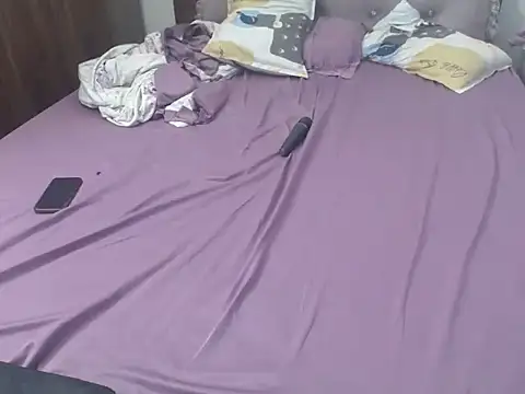 Snapshot of Mochi_Soft chatting on 12/02/25, 03:45 Mochi Soft online show from 12/02/25, 03:45