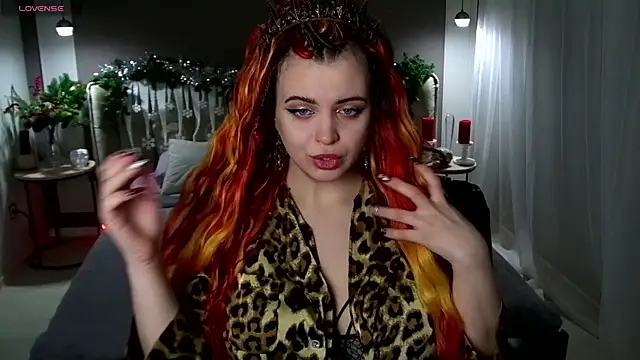 Miss Maya Mils online show from 12/31/24, 01:04