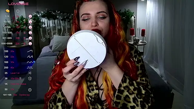 Miss Maya Mils online show from 12/31/24, 04:06