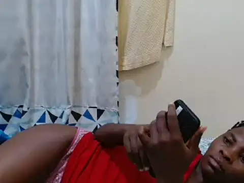 Snapshot of just_ivey chatting on 02/01/25, 12:29 just ivey online show from 02/01/25, 12:29
