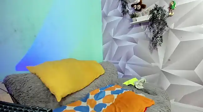 krityn 12 online show from 03/15/25, 01:07