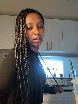 Your Paris online show from 01/25/25, 07:28