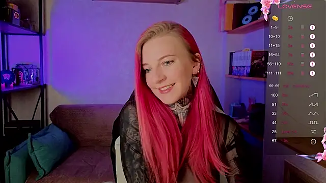 Roxy      online show from 10/04/25, 08:40