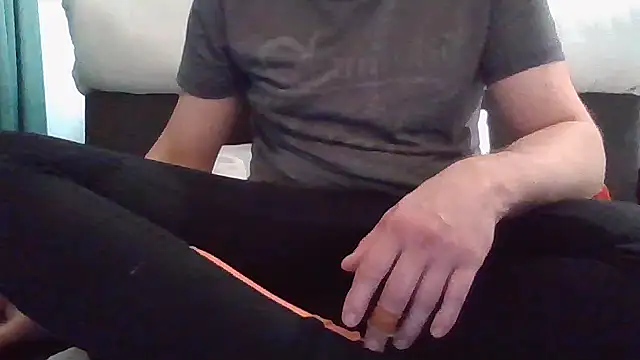 Snapshot of AnalLove1990 chatting on 09/09/25, 11:15 AnalLove1990 online show from 09/09/25, 11:15