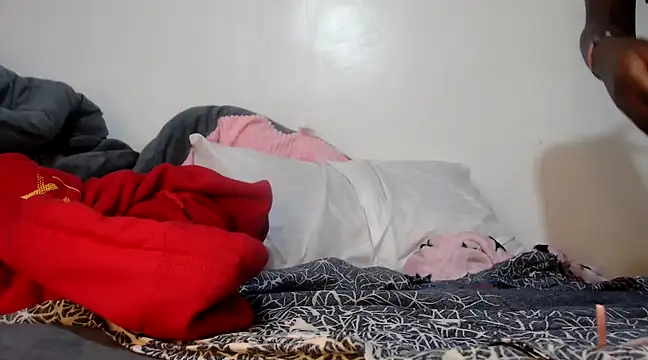 Snapshot of wetpussy_ebony chatting on 03/11/25, 02:51 wetpussy ebony online show from 03/11/25, 02:51