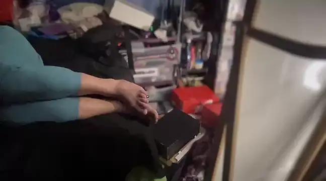 Snapshot of MoreFunSpun chatting on 01/02/25, 10:26 MoreFunSpun online show from 01/02/25, 10:26