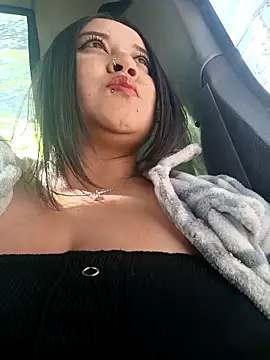 Snapshot of Cristal__04 chatting on 09/25/25, 07:17 Cristal 04 online show from 09/25/25, 07:17