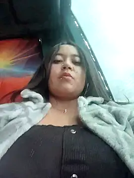 Snapshot of Cristal__04 chatting on 12/05/25, 05:09 Cristal 04 online show from 12/05/25, 05:09