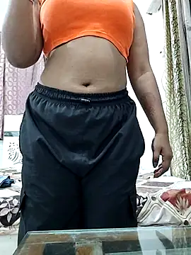 Snapshot of MohiniHott chatting on 09/24/25, 05:22 MohiniHott online show from 09/24/25, 05:22